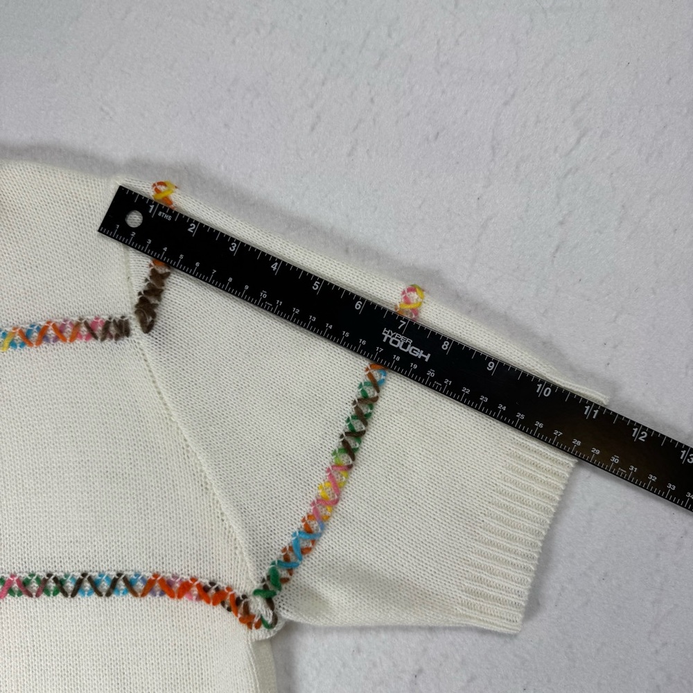 Bibi Women’s‎ XL White Short Sleeve Sweater w/ Multi‑Color Stitching - Picture 8 of 11